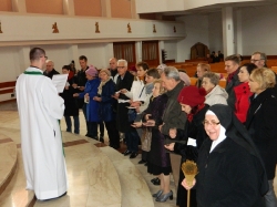 16.10.2016 - Nałożenie Szkaplerza Matki Bożej z Góry Karmel