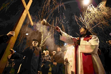 22.03.2024 - Droga Krzyżowa ulicami Sławinka